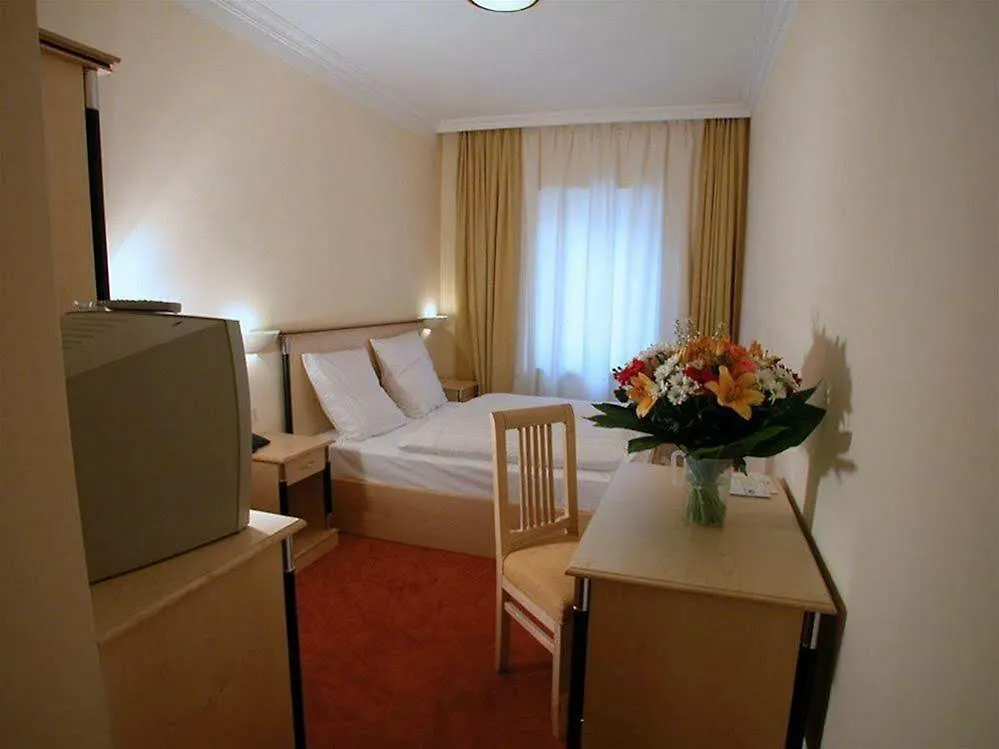 Hotel Atlas Monaco di Baviera 4*,  Germania